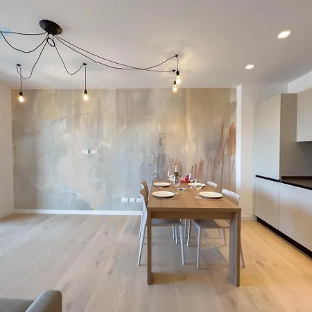 Blue Life Tirabora Short Rent