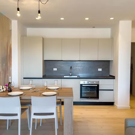 Bluemare E Blueterra Tirabora Short Rent, Con Parcheggio Privato 公寓 的里雅斯特