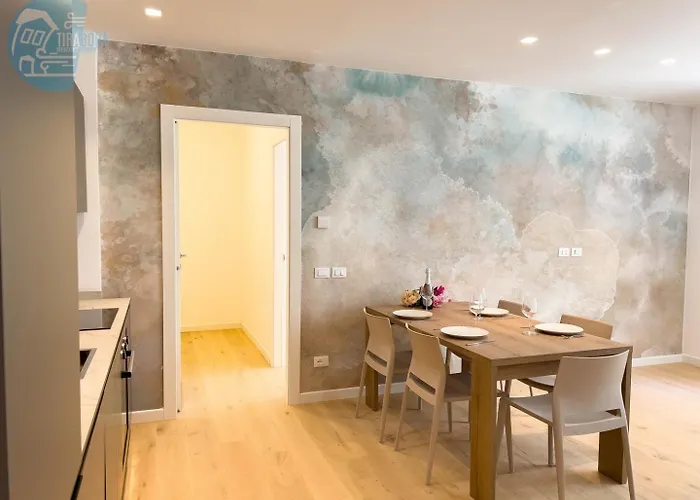 Blue Life Tirabora Short Rent Trieste