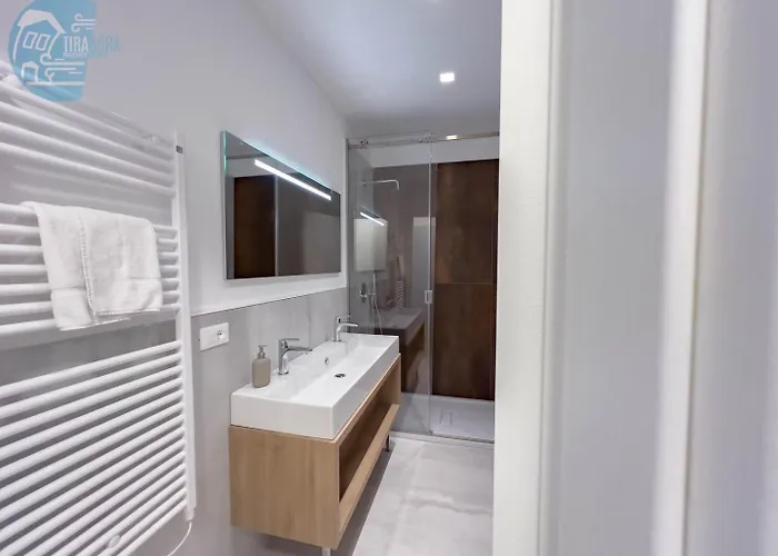 Lägenhet Blue Life Tirabora Short Rent