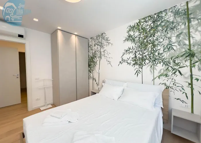 Blue Life Tirabora Short Rent *