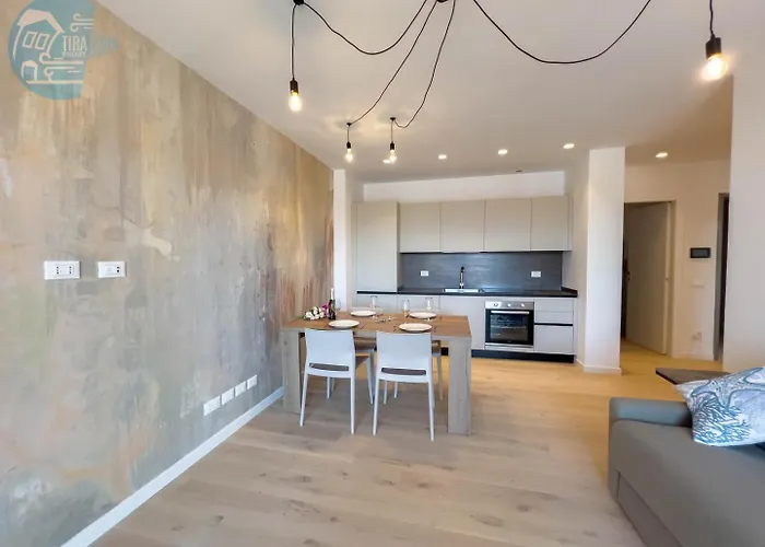 Blue Life Tirabora Short Rent Lägenhet