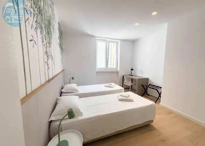 Blue Life Tirabora Short Rent * Trieste